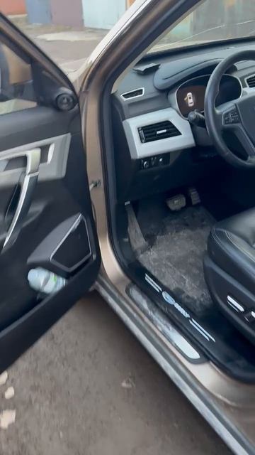 Работа Электропривода багажник на Geely Atlas 1