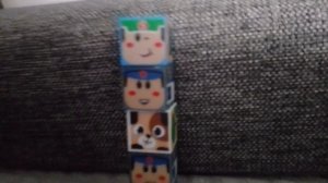 биби и башня кубиков (серый)