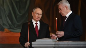 В Москве прошли ночные пасхальные богослужения