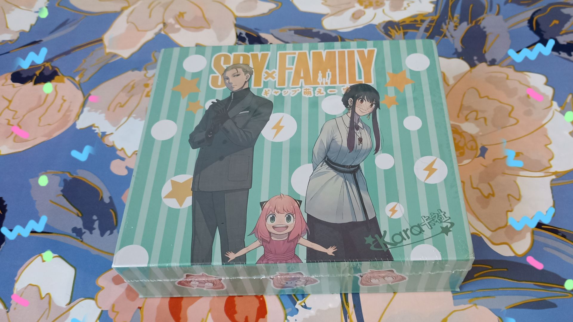 Коллекционные карточки по аниме Семейка шпионов