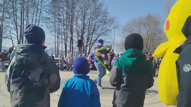 Развлечения для детей в смарт парке Дельфин в Воронеже анимационная программа Трон для детей 2026