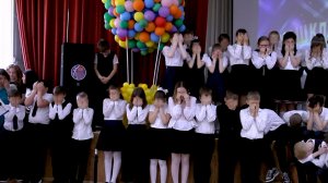 Оригинальный подарок от директора школы выпускникам - фото и видео школьных событий