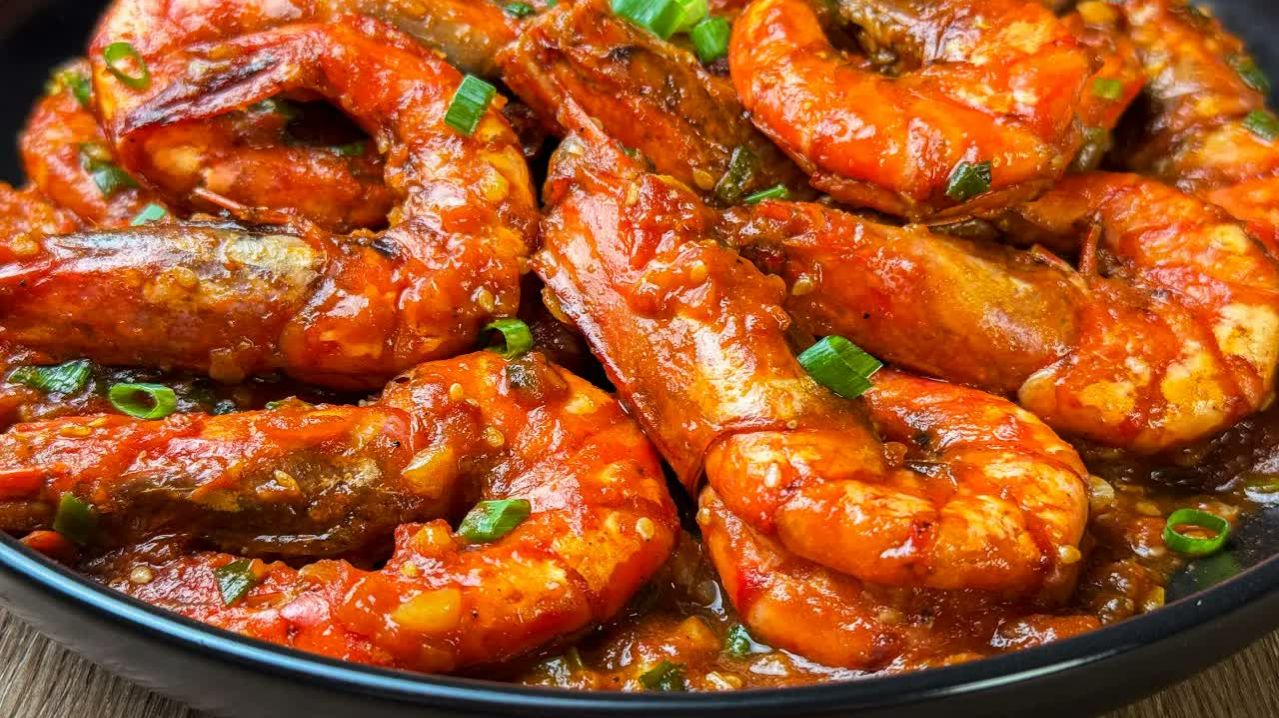 Готовлю креветки так уже много лет, томатный соус делает их идеальными, делюсь своим секретом вкуса