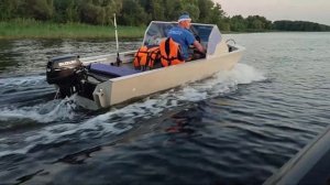 Лодка из ПНД пластика Вайпер 430 с Консолью