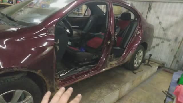 Спасение порогов на старом ,гнилом Лифан Солано