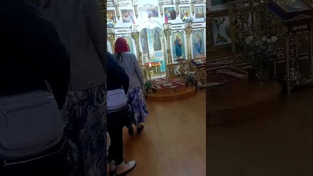 идём на Пасхальную службу 🙏