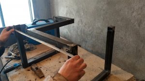 Своими руками: стул из цельной трубы — сталь + дерево в индустриальном стиле