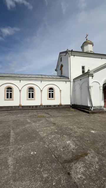 С праздником из Абхазии