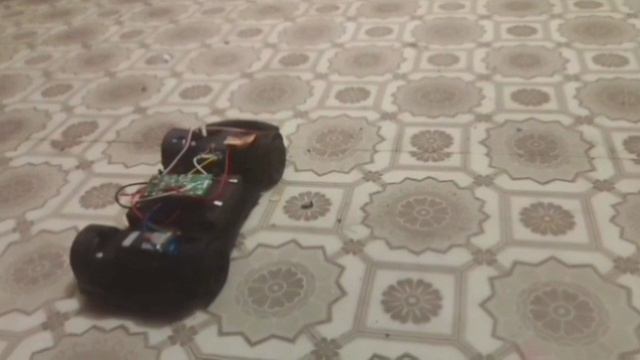 А КУДА ОНИ ЕДУТ, А??