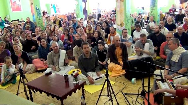 28 05 17 Киртан ЕС Ниранджана Свами