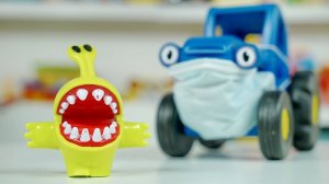 Синий трактор как мама учится мыть руки и бороться с вирусом