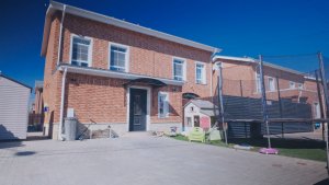 Новая Ижора: 3-этажный дуплекс 150 кв.м. с участокм 2 сотки, 15 км. до Санкт-Петербурга