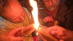 Святой огонь