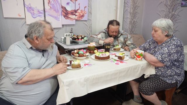 Как встретили Пасху 2026 в деревенской семье Праздничный стол