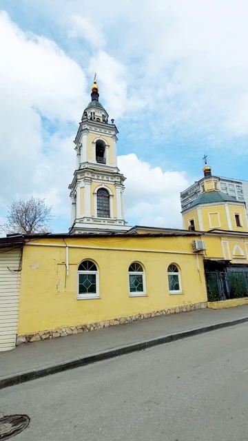 Девять святых, которым молятся при поиске работы: редчайший храм Москвы и его необычные покровители