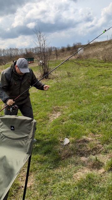 Карась на кормачки рыбалка fishing рыбалканапруду кормачки  убийцакарася  карась  ловлякарася