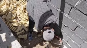 321ч.Кочевая жизнь: как мастер превращает гору в дом