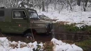 луаз застрял лебедится бездорожье off road