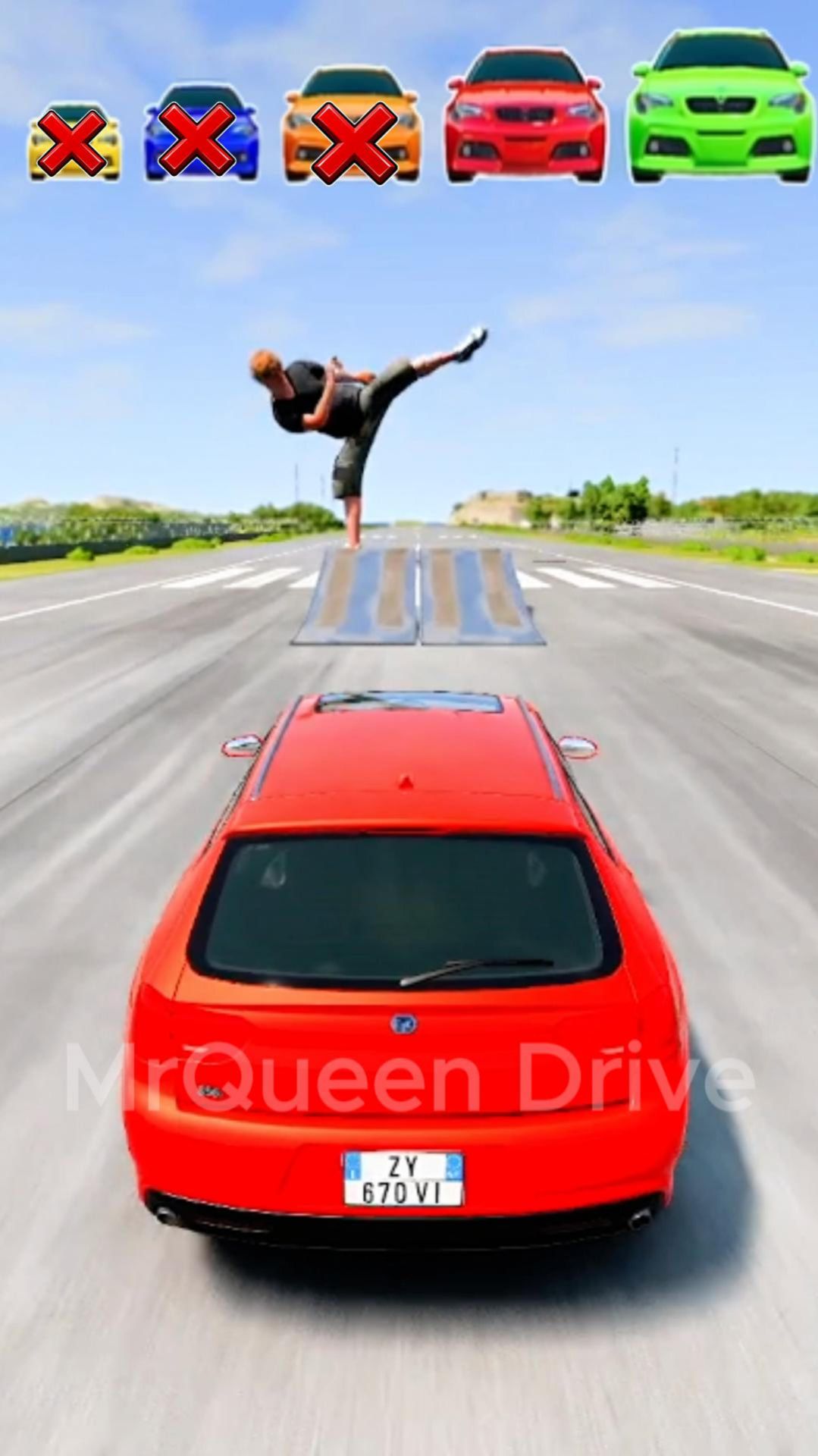 БОЛЬШАЯ И МАЛЕНЬКАЯ МАШИНКА ПРОТИВ КАРАТИСТА