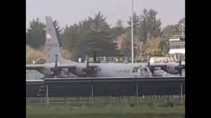 В Ирландии мужчина разнёс американский военный самолёт за $160 млн