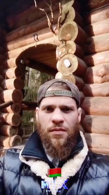 В этот светлый и великий праздник да будет гореть в вас любовь ко всему и ко всем❤