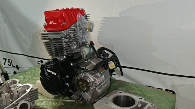Краткий обзор на двигатели CB300RL 177FMN 4клапана и PR350 180FMP смотреть онлайн