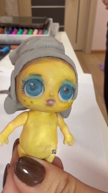 делаю мисс Грейси из китайской подделки куклы лол