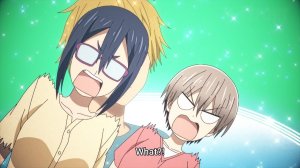 С малышкой помочь не могу, но та, что в очках, свободна