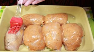 Это блюдо из куриной грудки сама нежность и сочность. Рецепт из куриного филе подходит для ПП