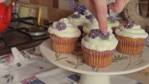 Наслаждаясь красотой жизни в деревне / находим радость в уютной жизни