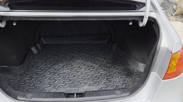 Хундай элантра 2008 м.т. 1.6 серебро)