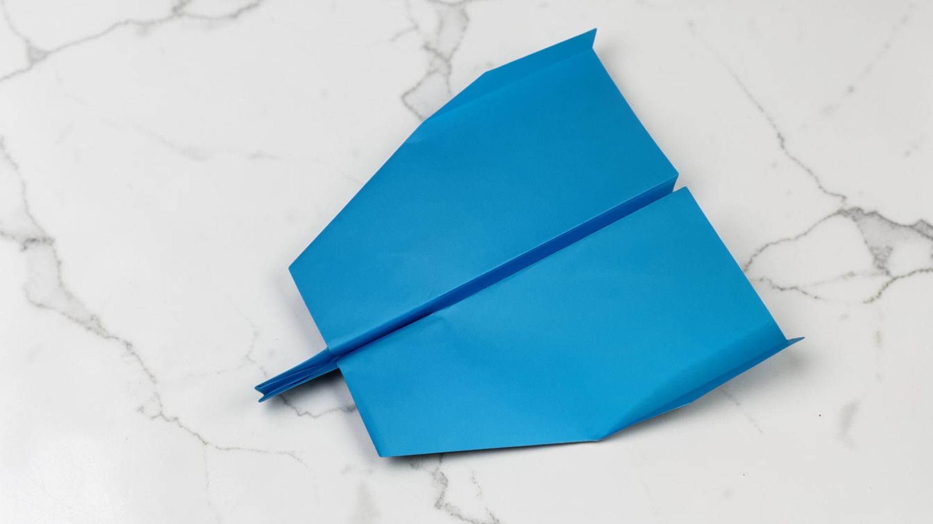 Как сделать самолет из бумаги. Легкий способ как сделать самолет