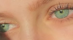 Зеленые глаза