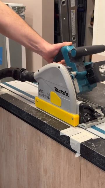 Комплект пылеотведения для погружной пилы