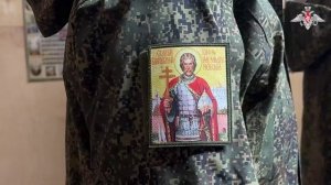 Благодатный огонь из Иерусалима доставили на передовую