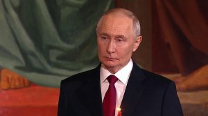 Владимир Путин поздравил с Пасхой россиян и всех православных.