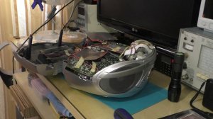 Магнитола CD First FA 1144 MP3. Быстрый ремонт после покупки