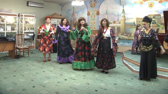 ЦЫГАНСКИЙ ХОР В.ШаинскийИ.Резник - поёт Ирина НЕГИНА и все-все-все