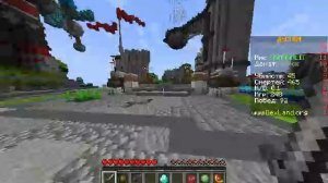 Играю в майнкрафт с другом на сервере