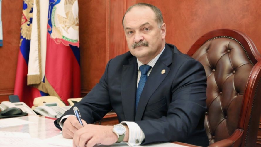 Сергей Меликов поздравил православных дагестанцев с Пасхой