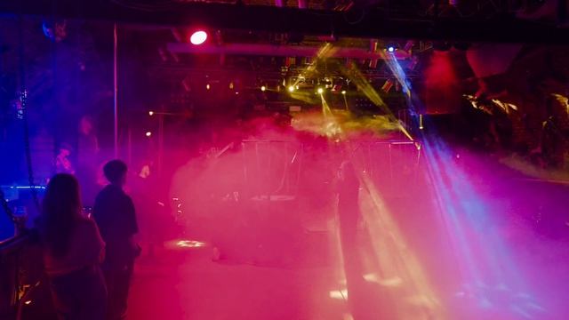 Елена Владимировна Метёлкина — советская и российская манекенщица и киноактриса.