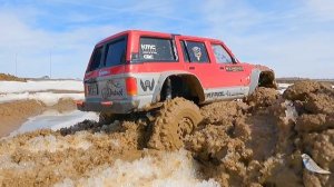 Внедорожники в грязи