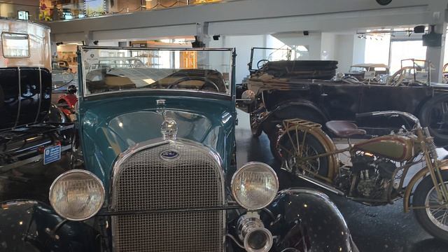 Тяжёлый мотоцикл Страны Советов ПМЗ очень трудно заводящийся с расходом топлива 6л на 100 км