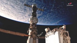 Космонавты Сергей Кудь-Сверчков, Сергей Микаев и Андрей Федяев в видеообращении с МКС