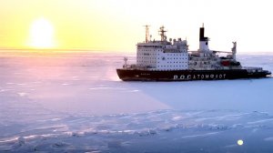 Российские ледоколы дали гудок в честь 65-й годовщины полета Гагарина в космос.