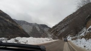 Красивая зима в горах Дагестана, проезжаем по дороге с Ханага и водтпада, красивый пейзаж в горах Та