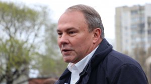 Петр Толстой поздравил москвичей с  Воскресением Христовым