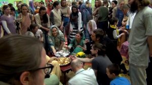 4 - 27 05 17 Махапрасад от ЕС Ниранджана Свами