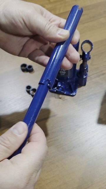 Гидравлический домкрат BROHMDEN 4т для Octavia A5