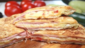 Завтрак для ленивых - все сложила в сковороду и на плиту, ИЗ ЛАВАША